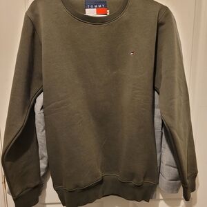 Tommy Hilfiger Men's Green Crewneck Sweater